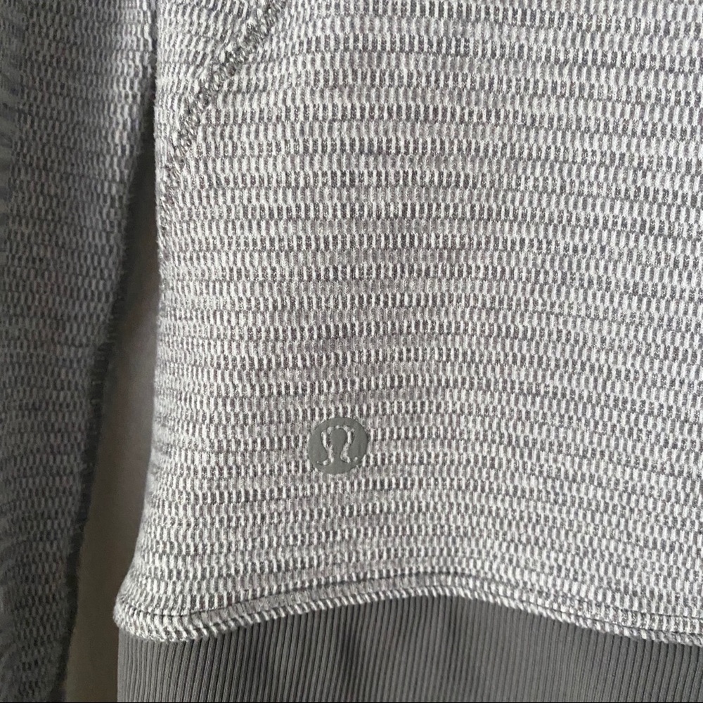 Lululemon Runderful Gray Pull Over Jacket 2 - Picture 9 of 10